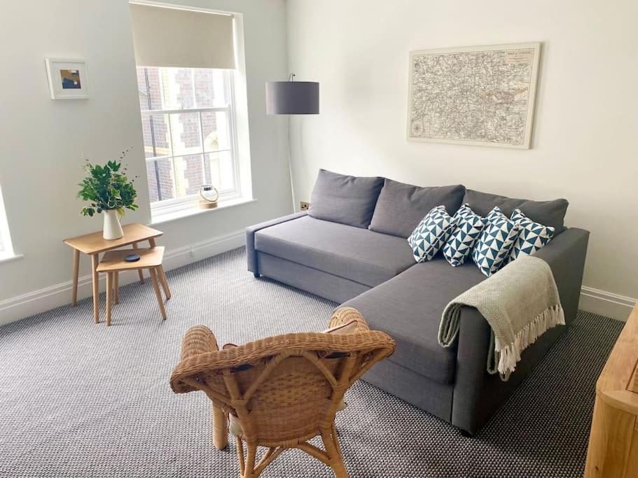 Lovely 2 Bedroom Apartment In Much Wenlock Buitenkant foto